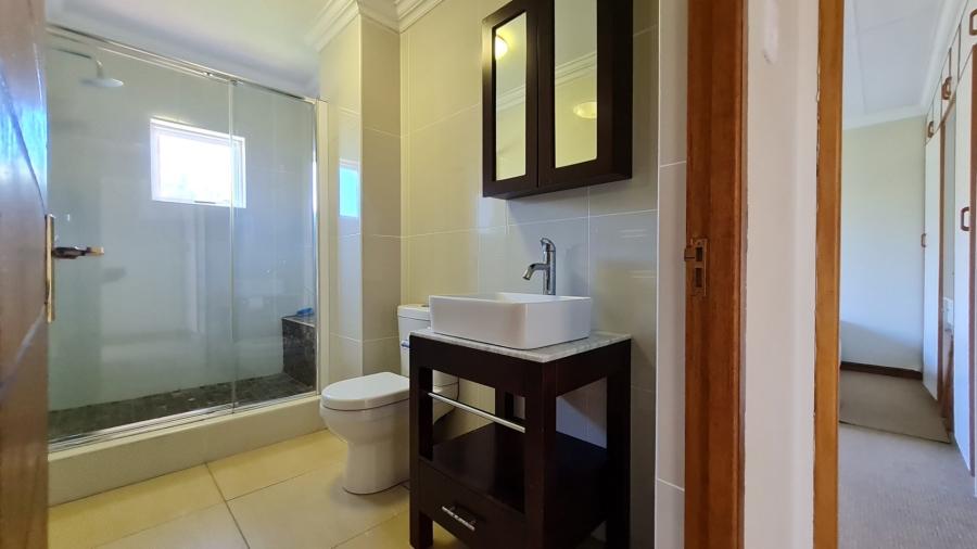 4 Bedroom Property for Sale in Linkside Western Cape